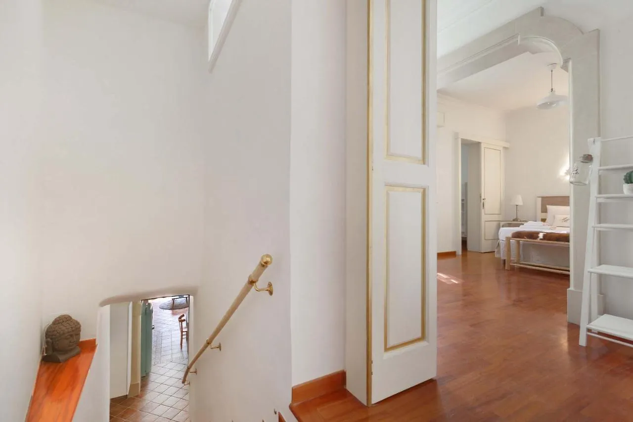 Mimi' Maison By Barbarhouse Lecce 0*,  Italia